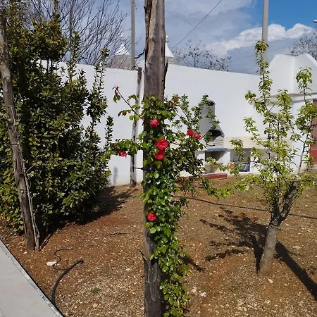 Holiday home Angolo Di Puglia Locorotondo
